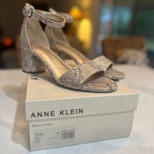 Anne Klein Textured Silver Heels